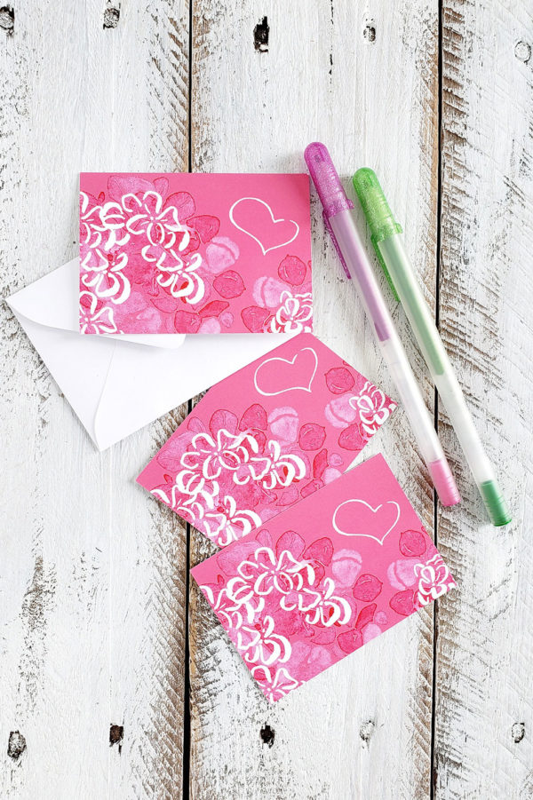 pink and white hydrangea mini cards